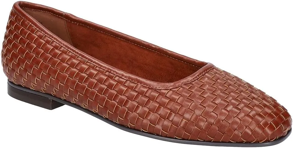 Bella Vita Women's Kimiko Ballet Flat