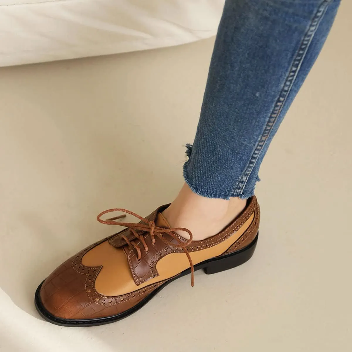 Ciuyurra Women Classic Lace up Oxford Shoes