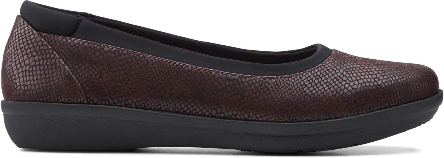 Clarks Women's Ayla Low Ballet Flat