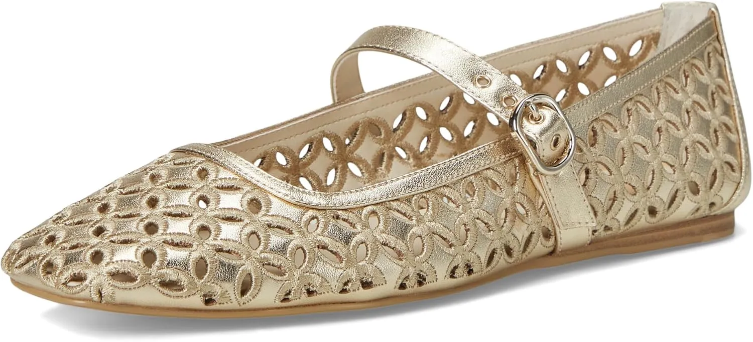 Dolce Vita Women's Rodni Eyelet Perf Ballet Flat