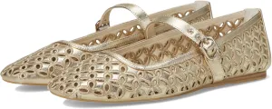 Dolce Vita Women's Rodni Eyelet Perf Ballet Flat