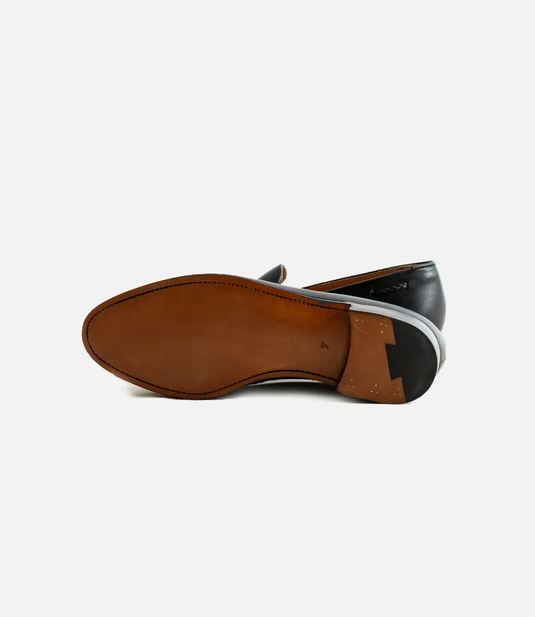 Fugashin Hawthorn Tassel Black Calf