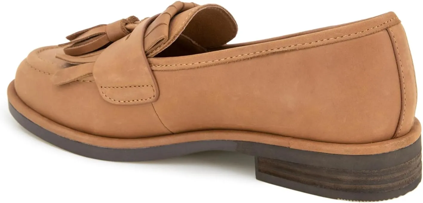 Gentle Souls by Kenneth Cole Women's Cydney Loafer