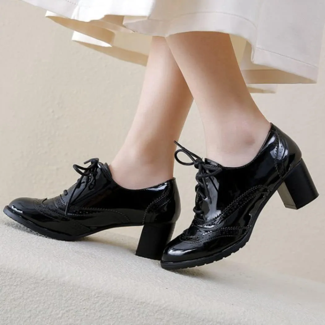 KIKIVIVI Womens Wingtip Lace Up Oxford Shoes Chunky Block Heel Round Toe Pumps