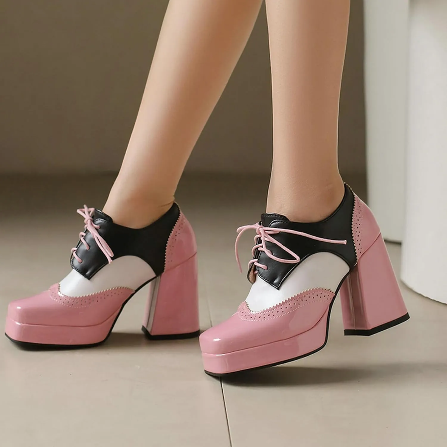 LUXMAX Women Platform Oxford Shoes Lace Upe Square Toe Wingtip Vintage Chunky Heel Saddle Shoes