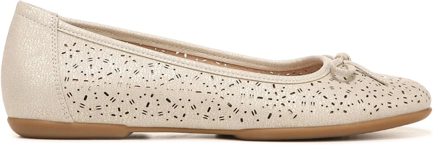 Naturalizer Soul Women's Magical Cutout Ballet Flat