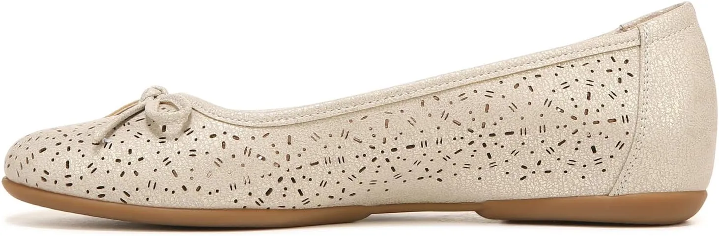 Naturalizer Soul Women's Magical Cutout Ballet Flat