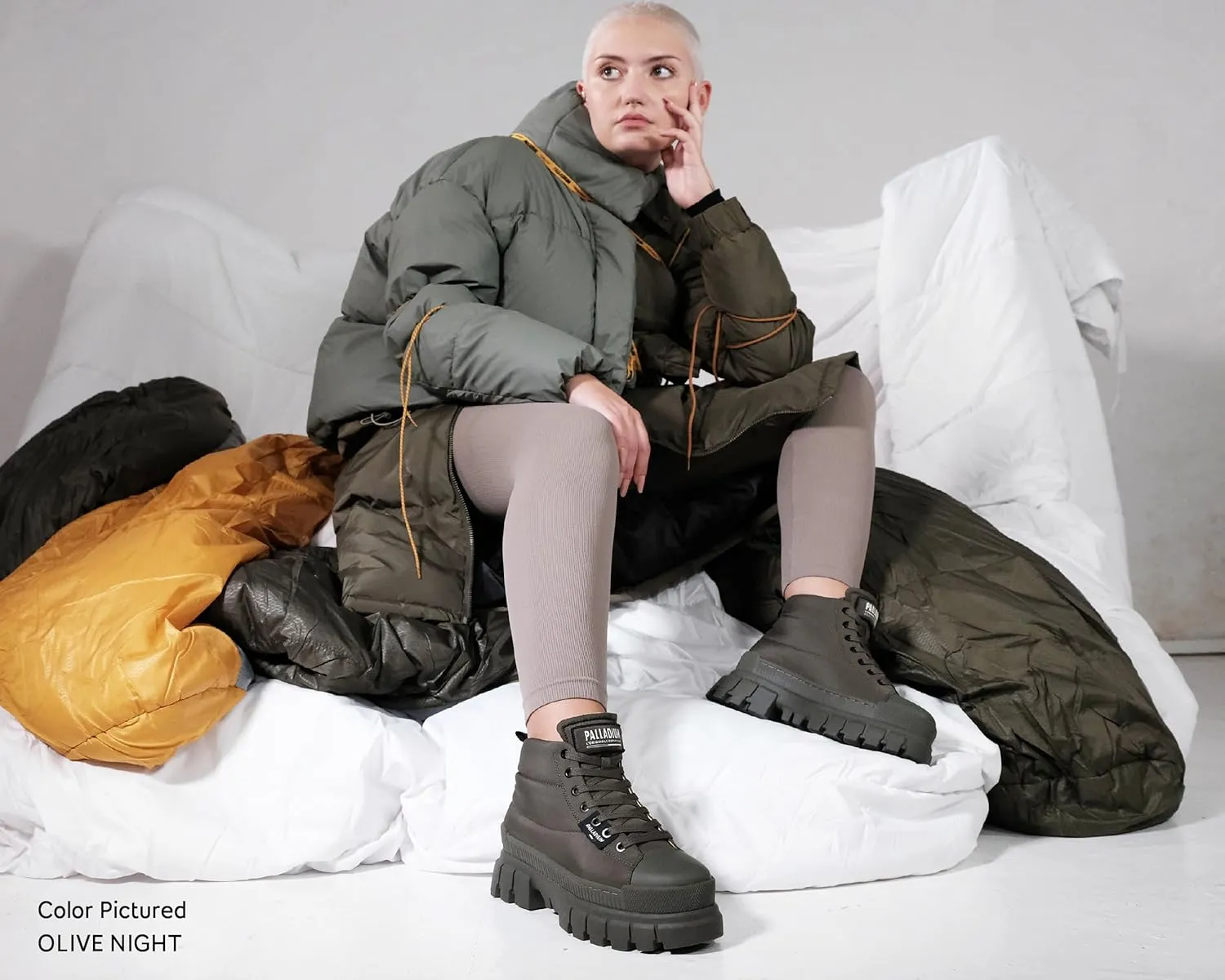 Palladium Women's Revolt Boot Overcush