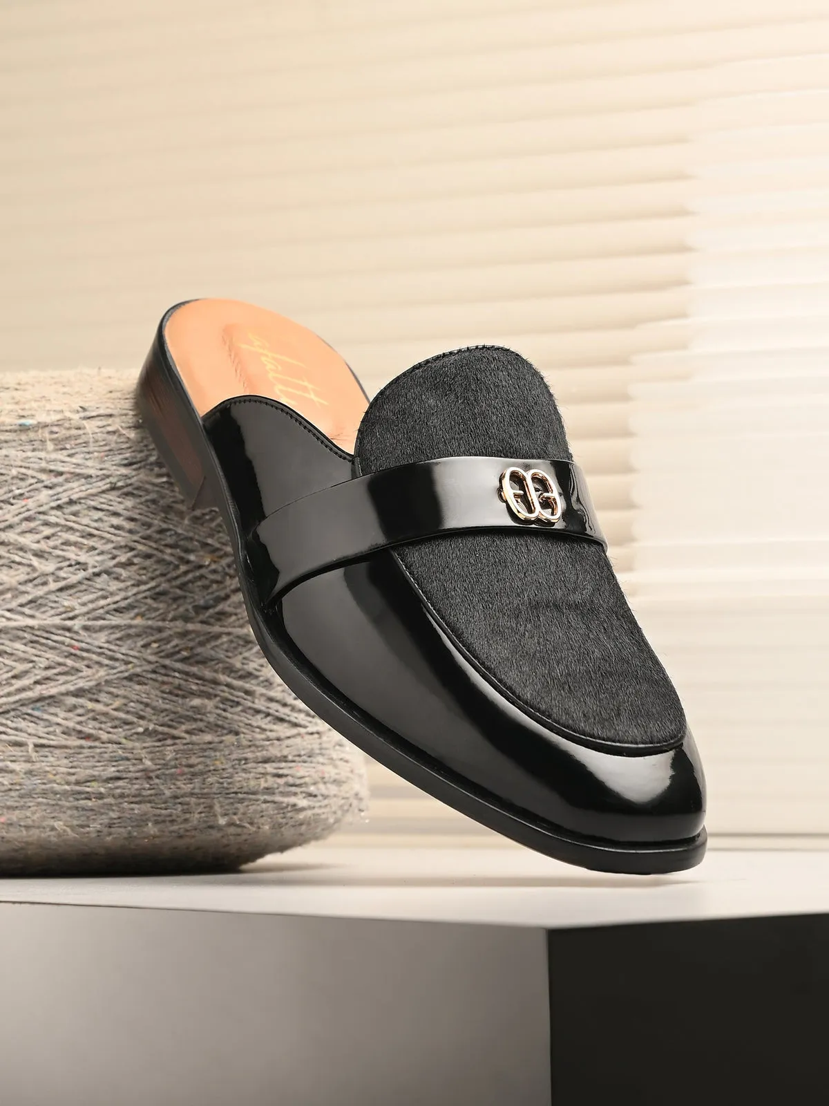 Stazo Black Leather Slip On Mules